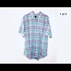 Vineyard Vines short sleeve button up shirt.